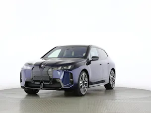 BMW iX M70