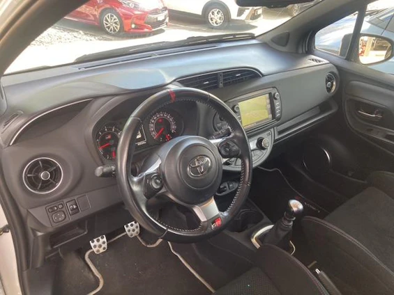 Fahrzeugbild 13