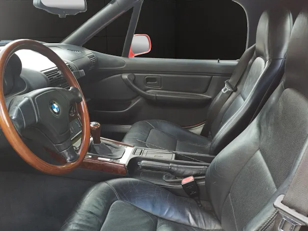 BMW Z3 offen mit Verdeck