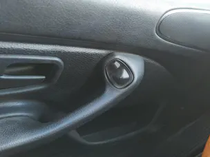 BMW Z3 offen mit Verdeck