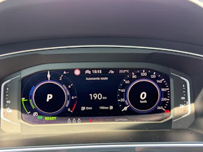 https://vehicle.imgix.net/4330188/fb911068-1dae-4fe2-8521-4c6d21927290.jpg