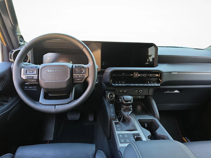 Fahrzeugbild TOYOTA LANDCRUISER
