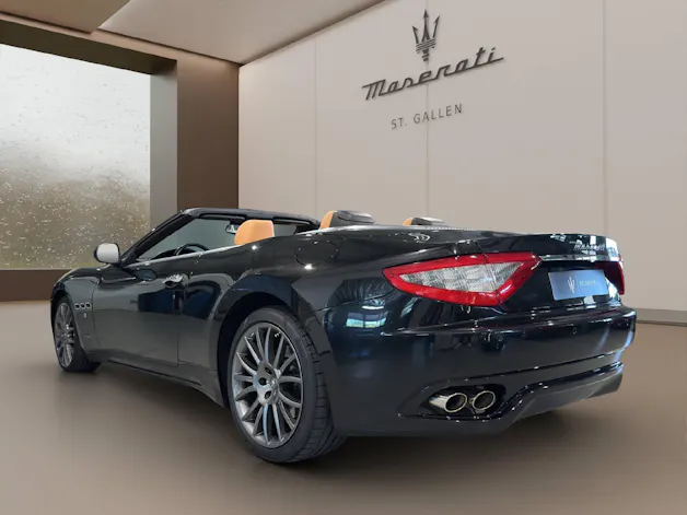 Maserati Gran Cabrio 4.7 V8