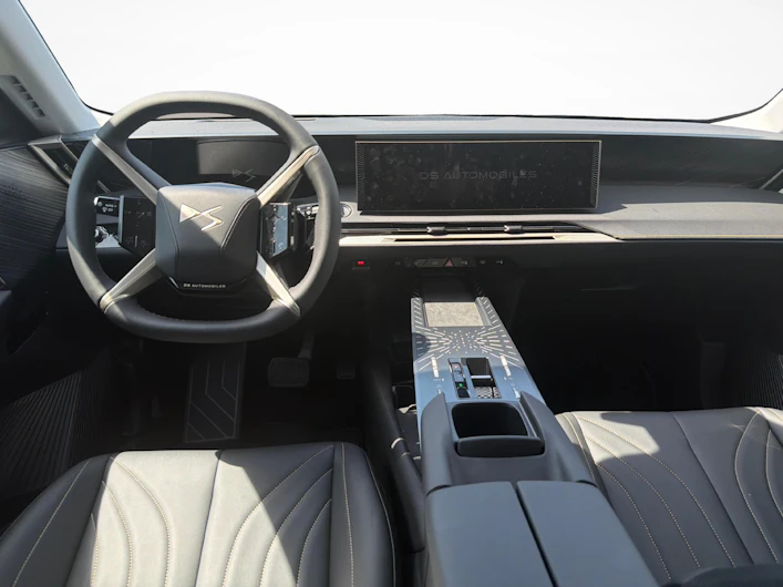 image du véhicule DS AUTOMOBILES DS N°8