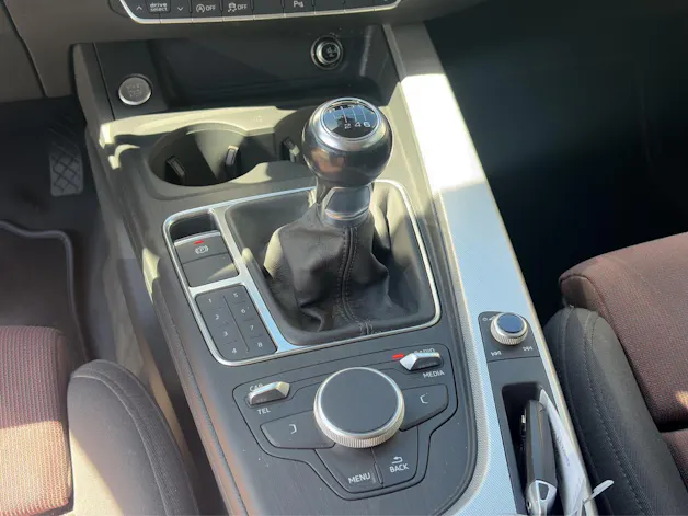 Audi A4 Avant 2.0 TFSI 190 ultra Sport