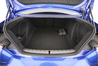 https://vehicle.imgix.net/4330344/11a50d9b-b3a3-4bb4-8a1c-20fff862e584.jpg