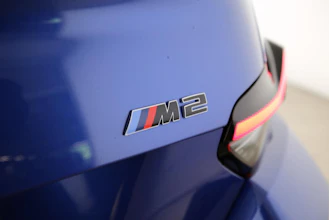 https://vehicle.imgix.net/4330344/52182981-996f-4da5-b966-402f1244a5c4.jpg