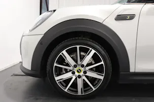 Mini F56 Cooper SE