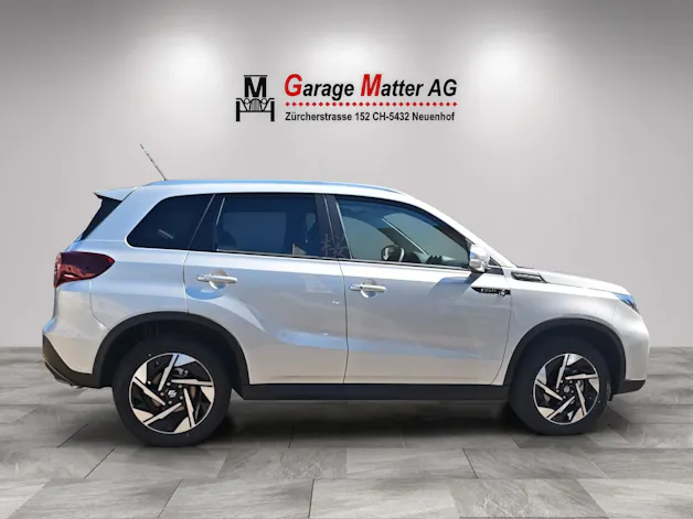 Suzuki Vitara 1.4 T Sakura Top Hybrid 4x4