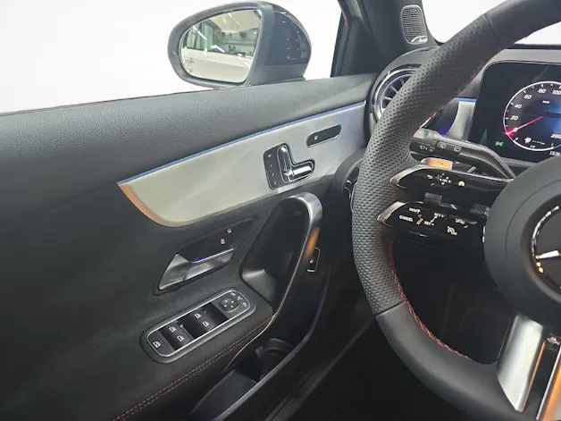 Mercedes-Benz A 250 e EQ Star AMG Line
