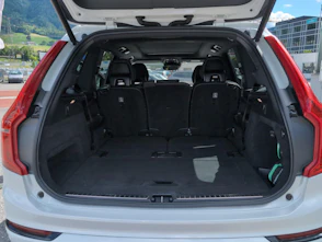 Fahrzeugbild VOLVO XC90 2.0 B5 MH R-Design 7P. AWD