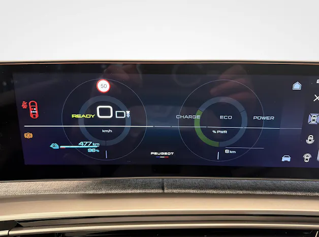 Peugeot 3008 e-Allure Premium AWD