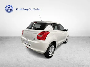 https://vehicle.imgix.net/4330447/0c01bcc6-753e-458e-b009-fb490ec07d9b.jpg