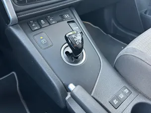 Toyota Auris 1.8 HSD Trend