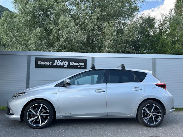 Toyota Auris 1.8 HSD Trend