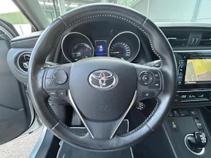 Toyota Auris 1.8 HSD Trend