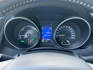 Toyota Auris 1.8 HSD Trend