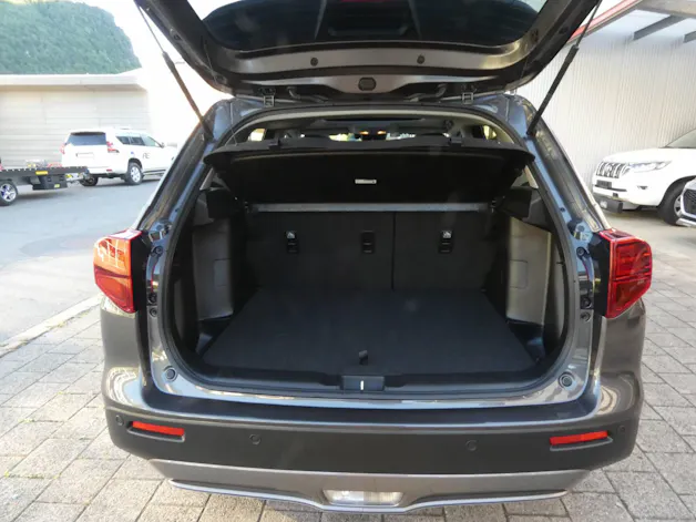 Suzuki Vitara 1.4 T Sakura Top Hybrid 4x4