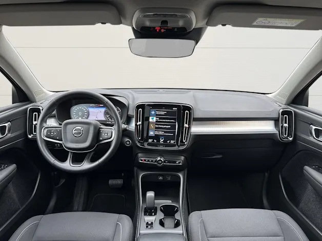 Volvo XC40 2.0 B4 MH Momentum