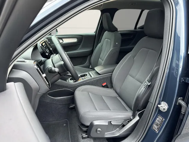 Volvo XC40 2.0 B4 MH Momentum