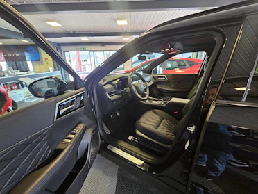 MITSUBISHI OUTLANDER 5