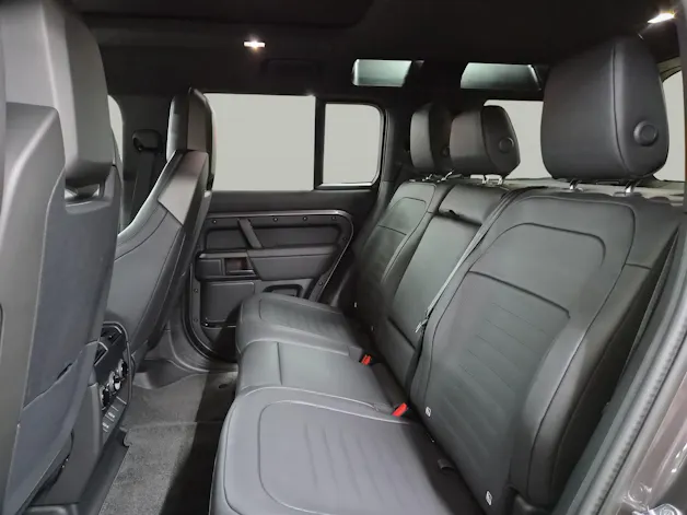 Land Rover Defender 110 4.4 V8 Octa