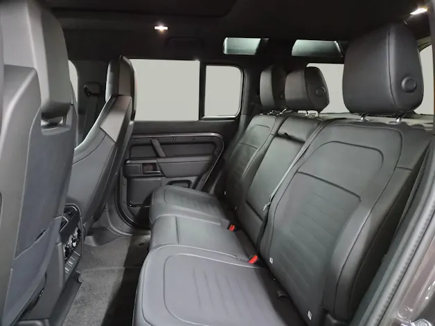 Land Rover Defender 110 4.4 V8 Octa