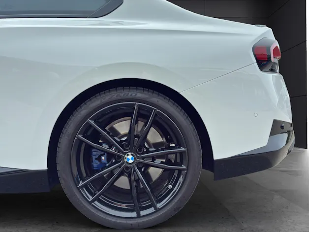 BMW M240i xDrive Coupé