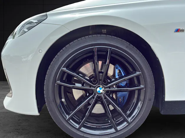 BMW M240i xDrive Coupé