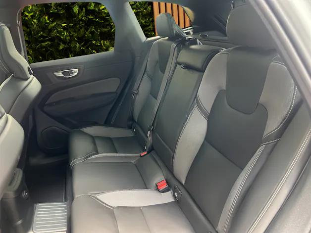 Volvo XC60 2.0 T6 TE Black Edition eAWD