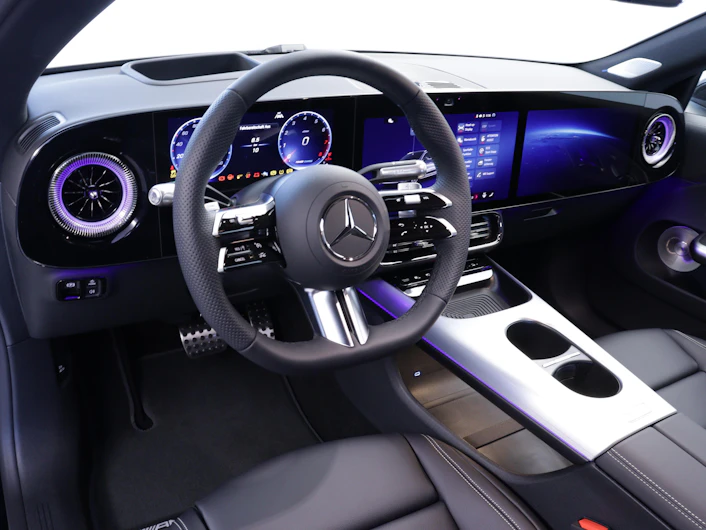 Fahrzeugbild MERCEDES-BENZ CLA 220