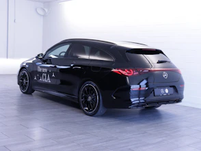 Fahrzeugbild MERCEDES-BENZ CLA 220 4-Matic Shooting Brake