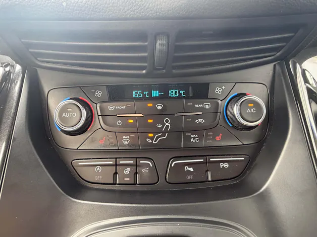 Ford Kuga 2.0 TDCi 180 ST-Line FPS