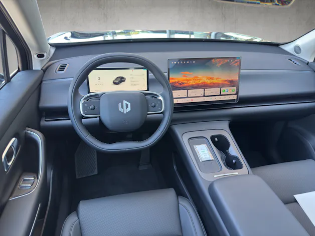 Leapmotor C10 EV AWD