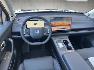 Leapmotor C10 EV AWD