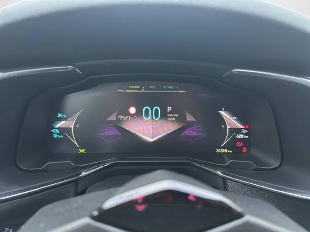 DS Automobiles 7 1.6 E-Tense 360PS La Première 4x4