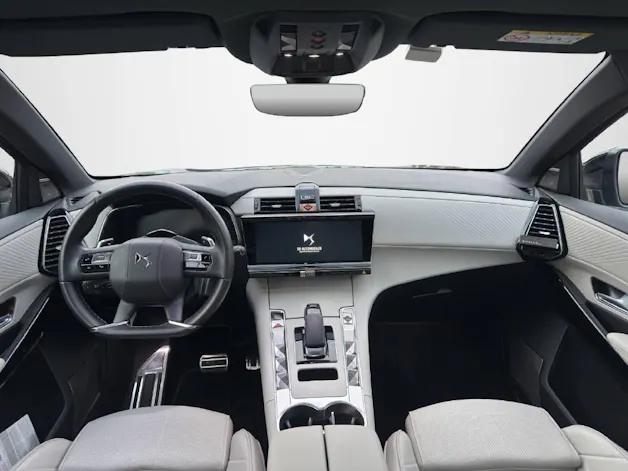 DS Automobiles 7 1.6 E-Tense 360PS La Première 4x4