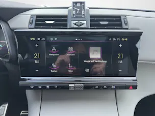 DS Automobiles 7 1.6 E-Tense 360PS La Première 4x4