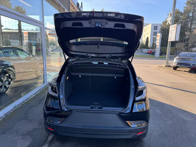Renault Captur 1.8 E-Tech techno