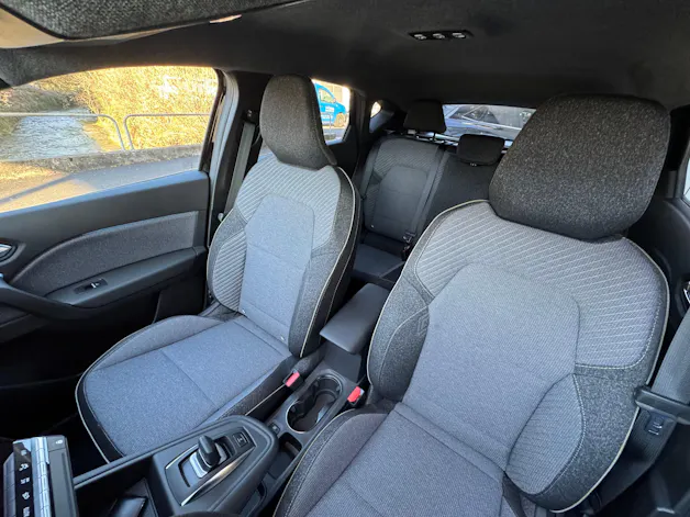 Renault Captur 1.8 E-Tech techno