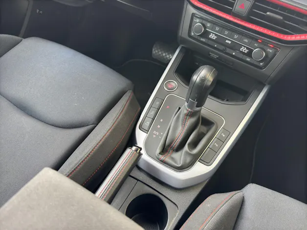 SEAT Arona 1.5 TSI Hola FR DSG