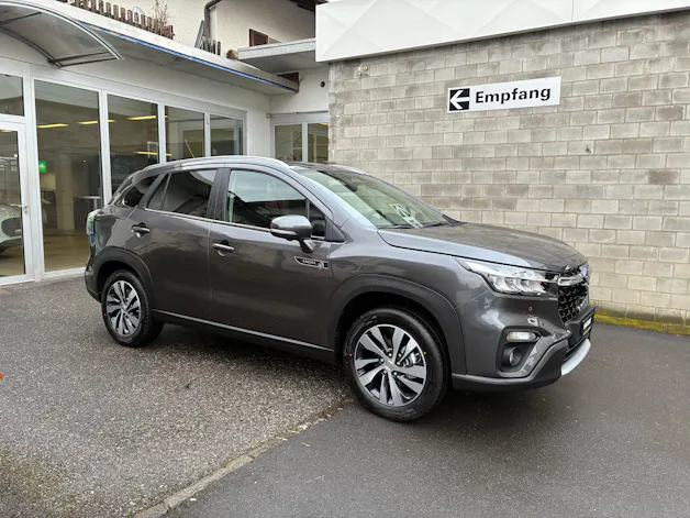 Suzuki S-Cross 1.4 T Sakura Top Hybrid 4x4