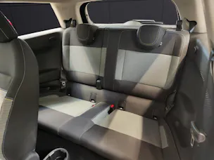 Mini J01 Cooper E Attraktiven Leasingzinssatz ab 0.9 % bei Abschluss einer BMW Fahrzeugversicherung.