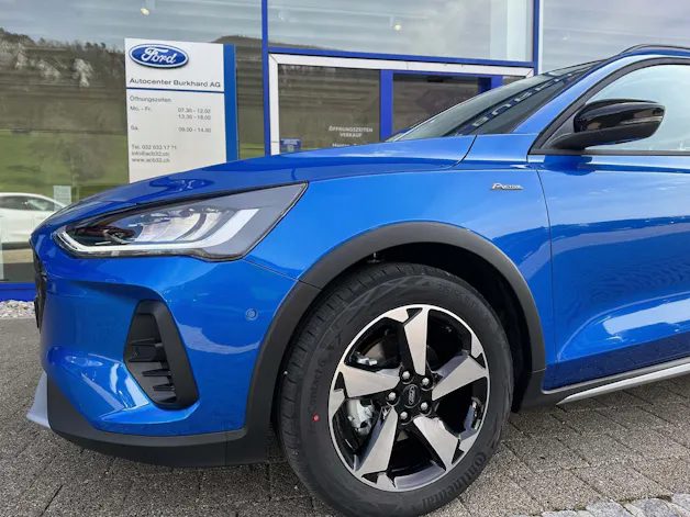 Ford Focus Station Wagon 1.0i EcoB Hybrid 155 Active X