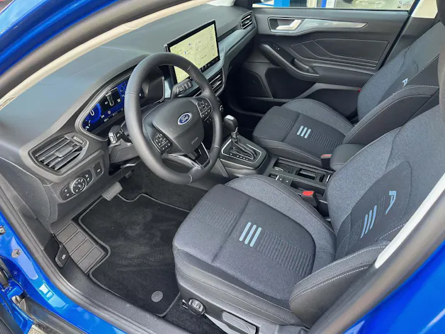 Ford Focus Station Wagon 1.0i EcoB Hybrid 155 Active X