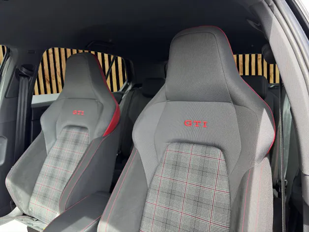 VW Golf VIII 2.0 TSI GTI DSG