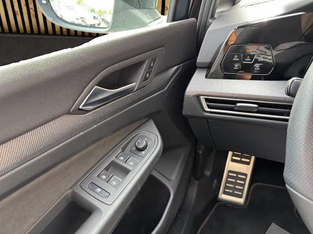 VW Golf VIII 2.0 TSI GTI DSG