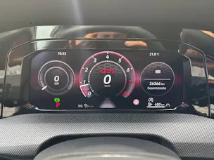 VW Golf VIII 2.0 TSI GTI DSG