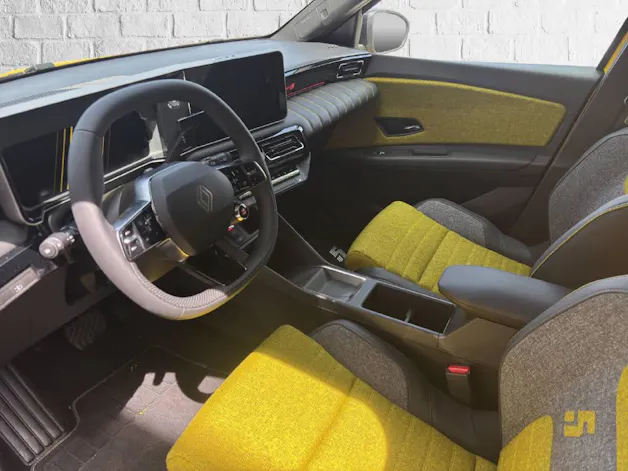 Renault R5 E-Tech Comfort Range iconic