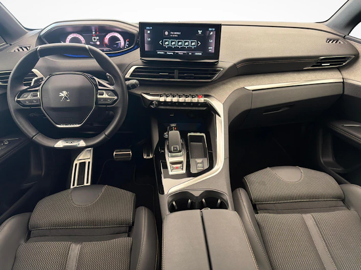 immagine del veicolo PEUGEOT 3008